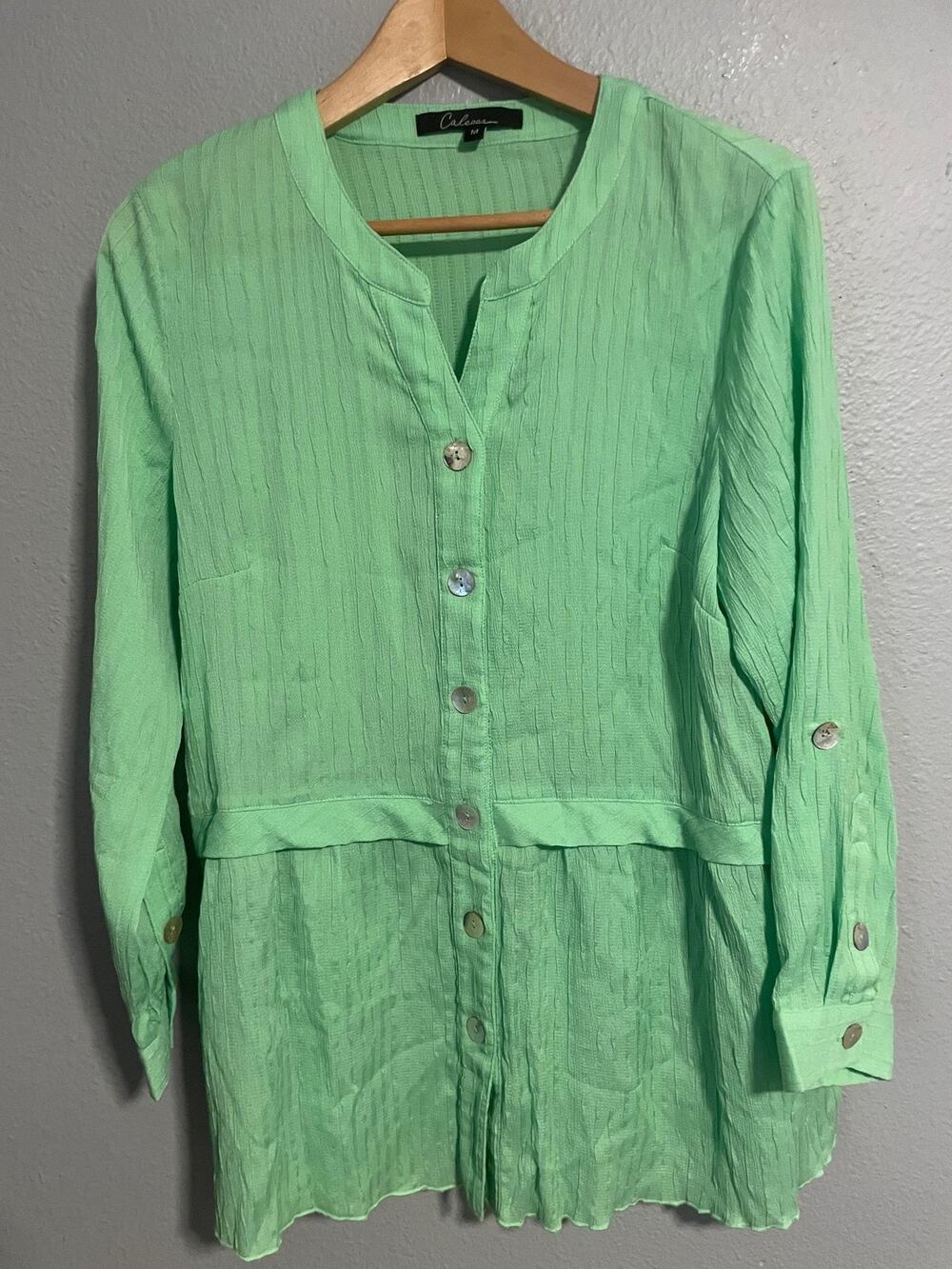 Calessa Womens Tunic Medium Green Button Front Crinkle Roll Tab Lagenlook Boho